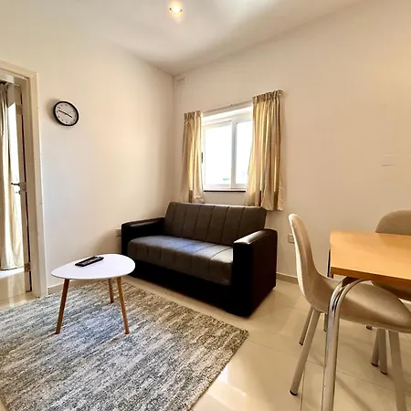 Village Getaway - Malta Апартаменты *