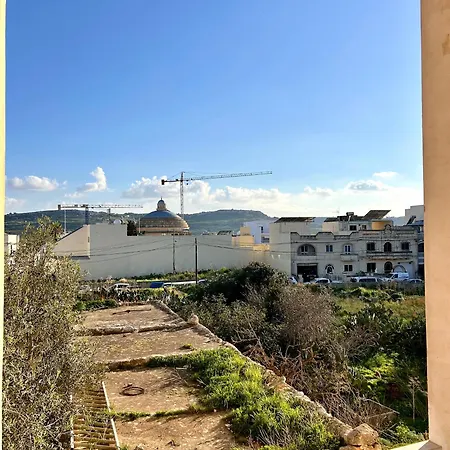 Village Getaway - Malta